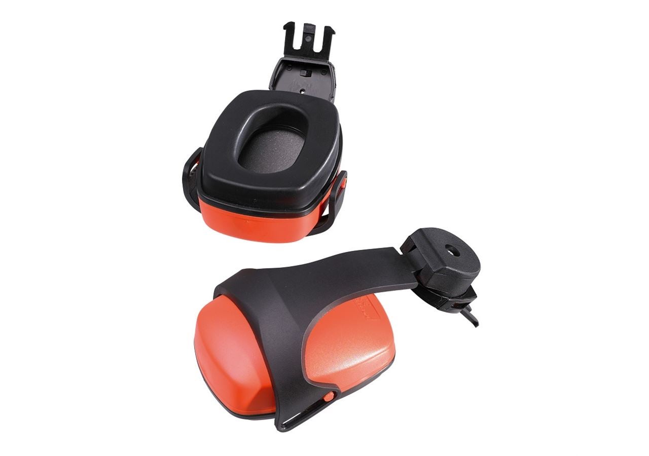 Accessories: Spare hearing protectors + orange