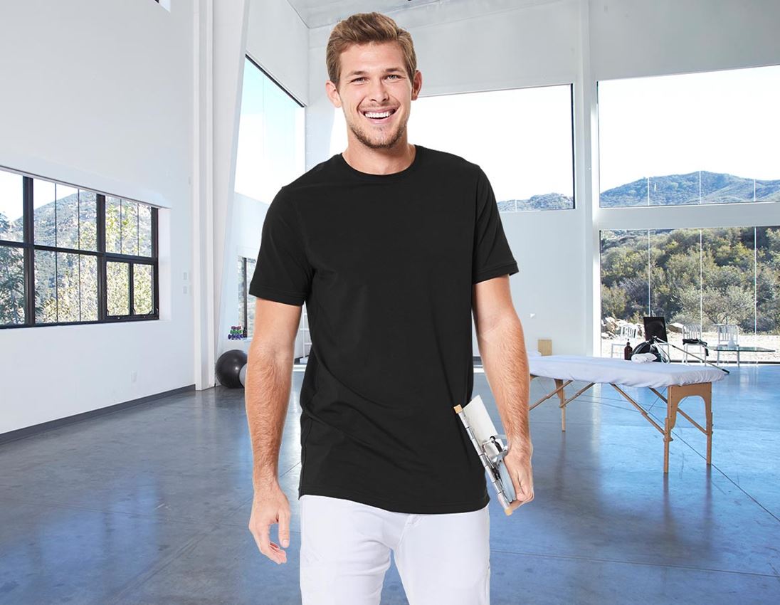 Snickare: e.s. T-shirt cotton stretch, long fit + svart