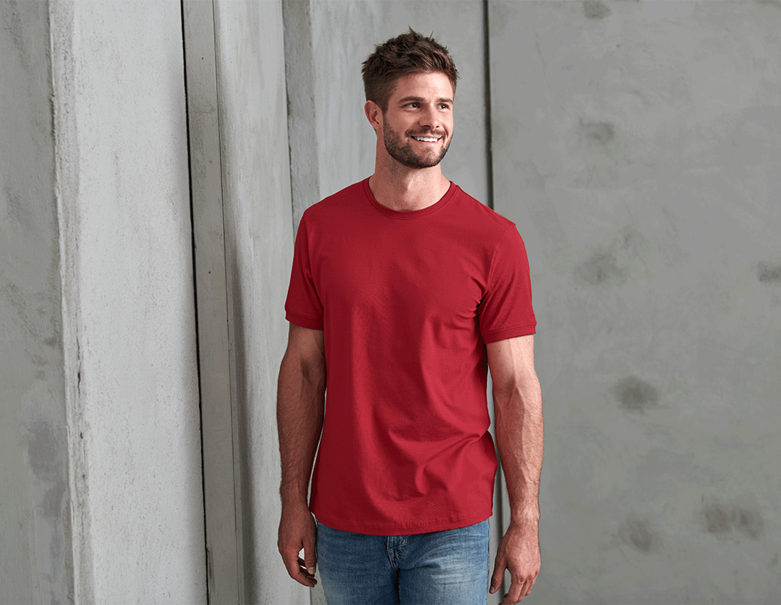 Clothing: SET: 3x T-Shirt cotton stretch + Shirt + fiery red