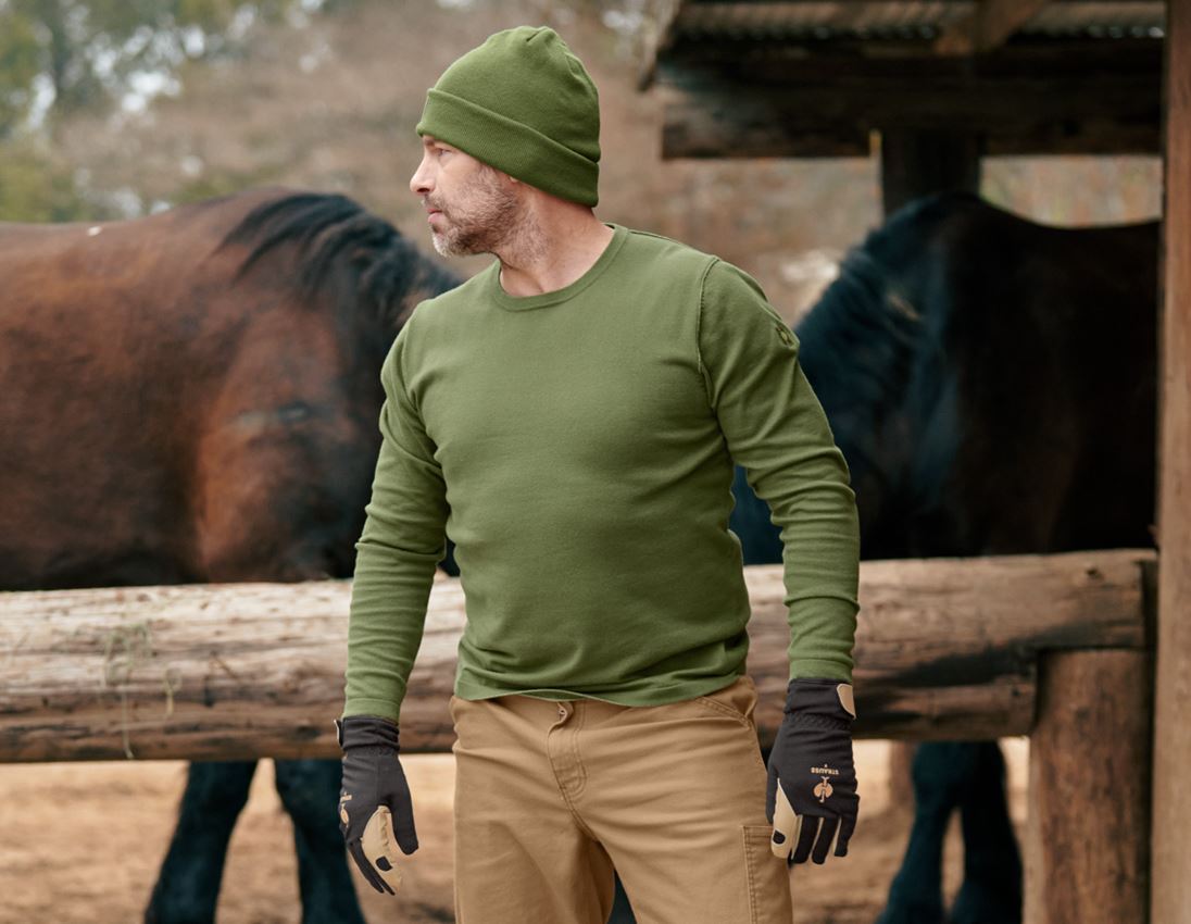 Överdelar: Stickad tröja e.s.iconic + berggrön