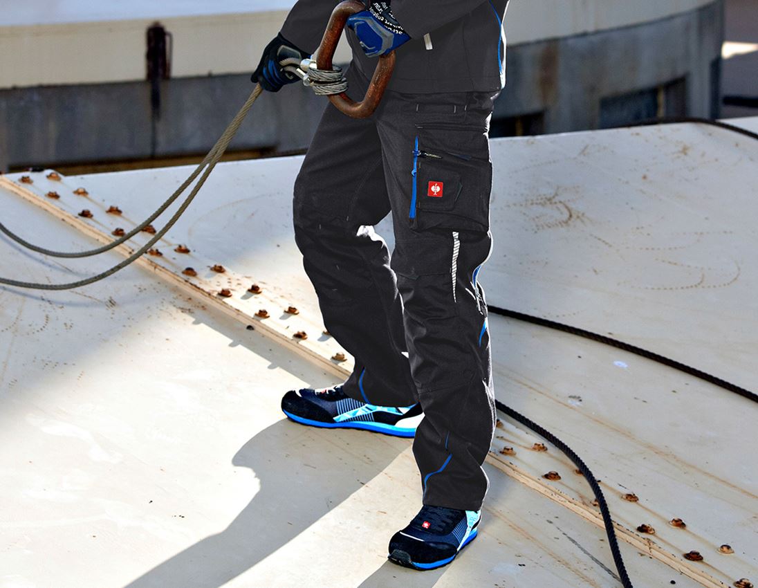 Plumbers / Installers: Trousers e.s.motion 2020 + graphite/gentianblue