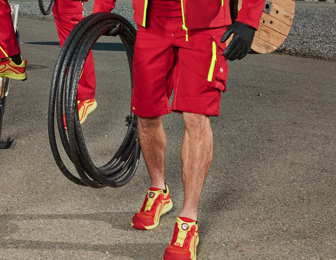Work Trousers: Shorts e.s.motion 2020 + fiery red/high-vis yellow