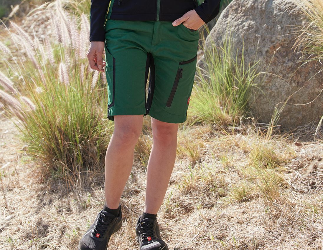 Arbetsbyxor: Shorts e.s.vision, dam + grön/svart