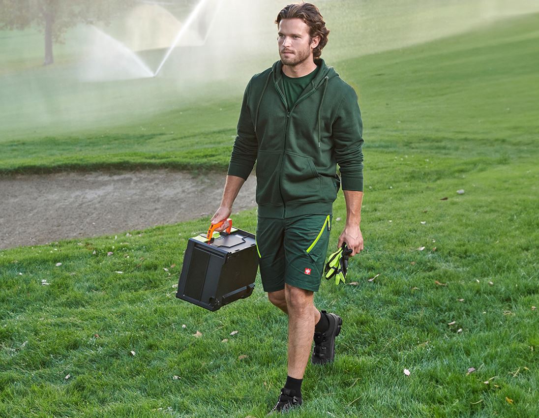 Kläder: Multipocket- shorts e.s.ambition + grön/varselgul 1