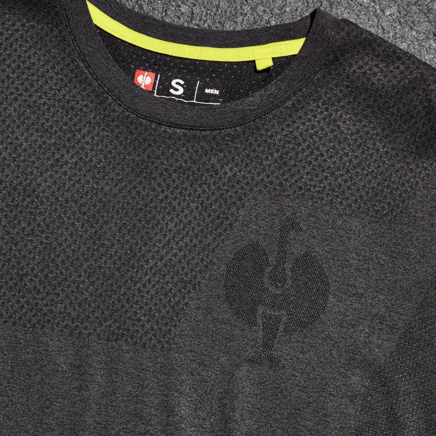 Överdelar: T-Shirt seamless e.s.trail + svart melange 2