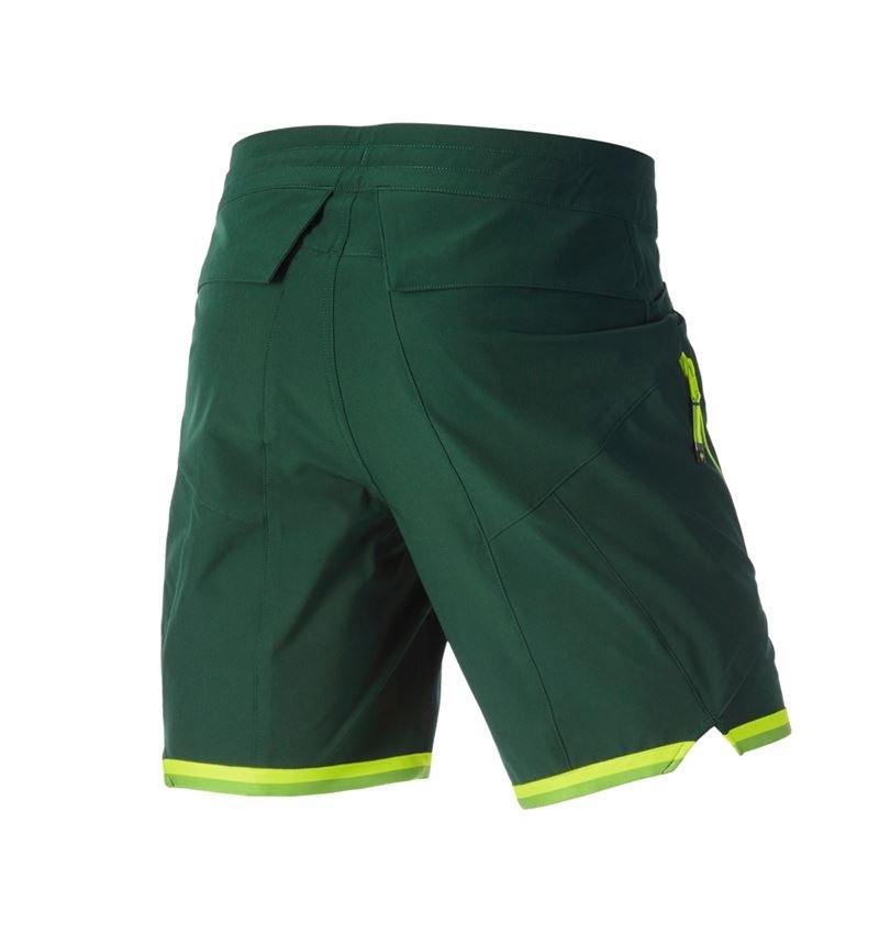 Kläder: Shorts e.s.ambition + grön/varselgul 7