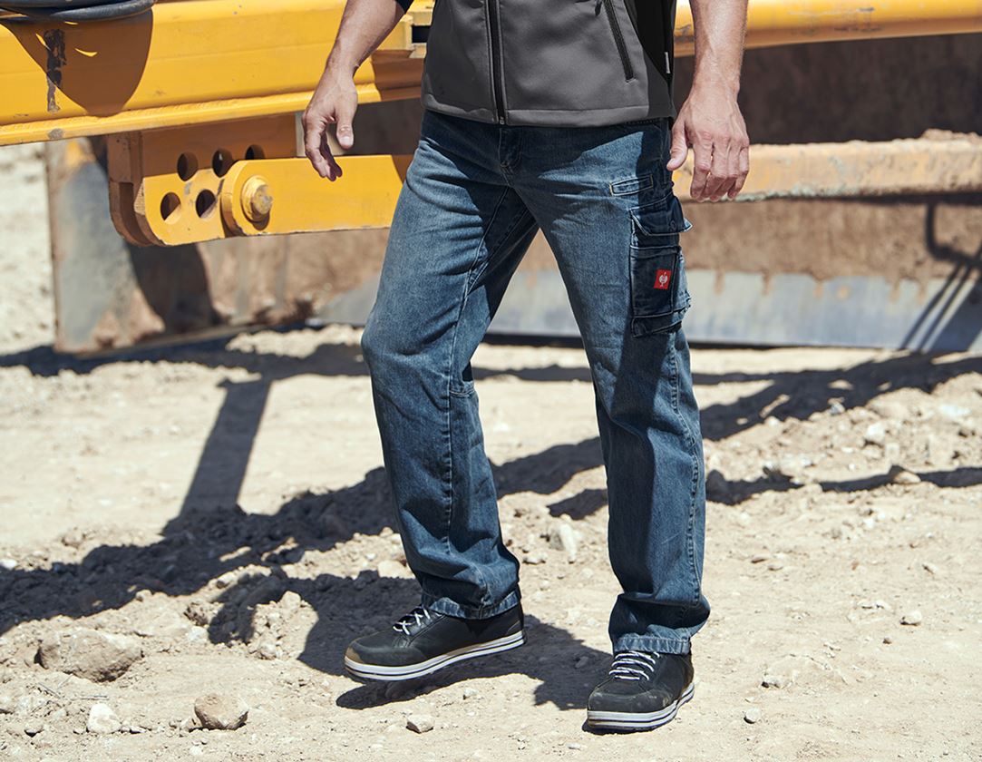 Topics: e.s. Worker jeans + stonewashed