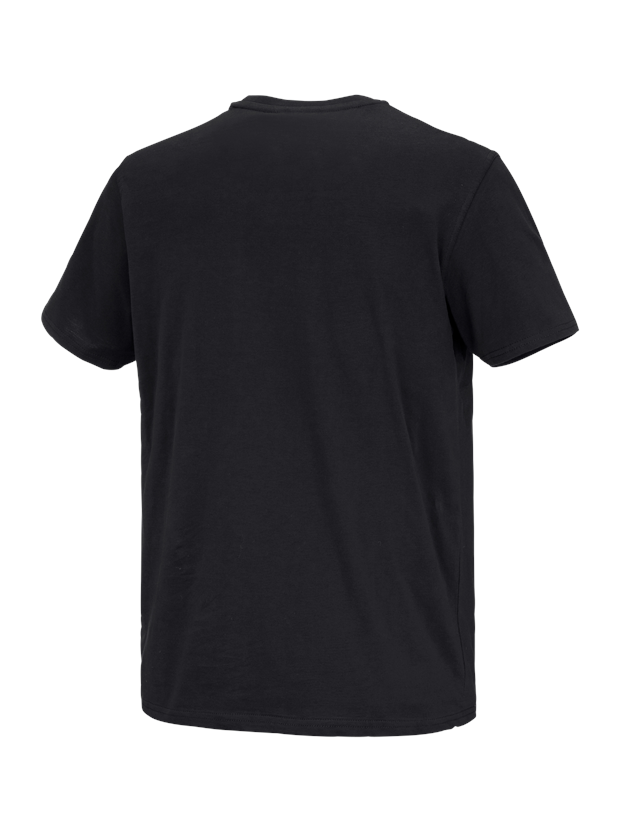 Överdelar: STONEKIT t-shirt Basic + svart 1