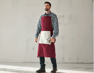 Canvas apron with leather stomach reinforcement